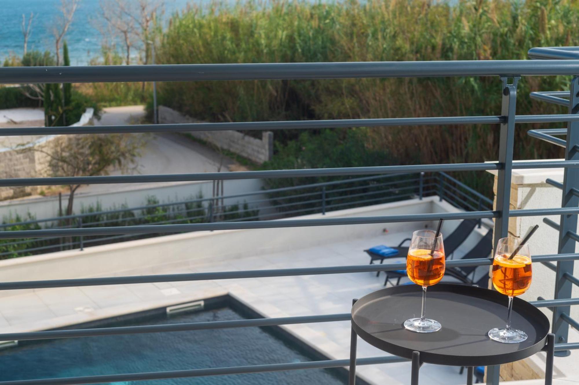Villa Roca With Heated Pool And Sauna Privlaka  Luaran gambar